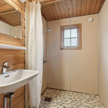 Lovely Beachside Summer House Tranekaer